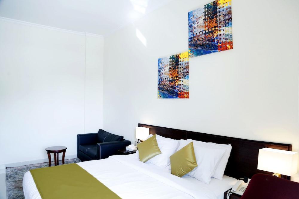 Grand Square Hotel Dubai Exterior foto